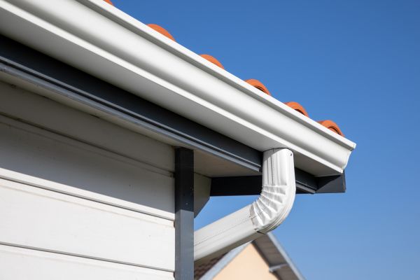 Eavestrough Replacement in Hartwell