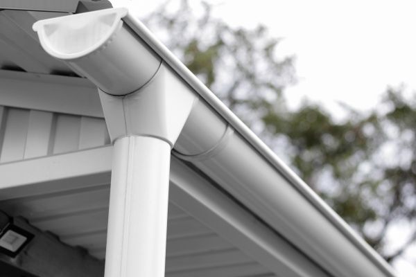 Gutter Service in Hartwell