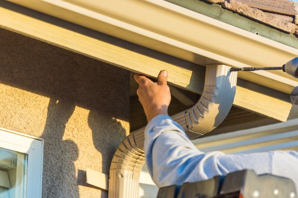 Aluminum Rain Gutter Service in Hartwell